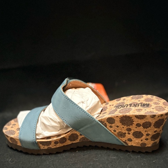 Muk Luks | BNIB "Winona" 2-Strap Wedge Sandals - Women's 8, Blue/Tan - Picture 7 of 10